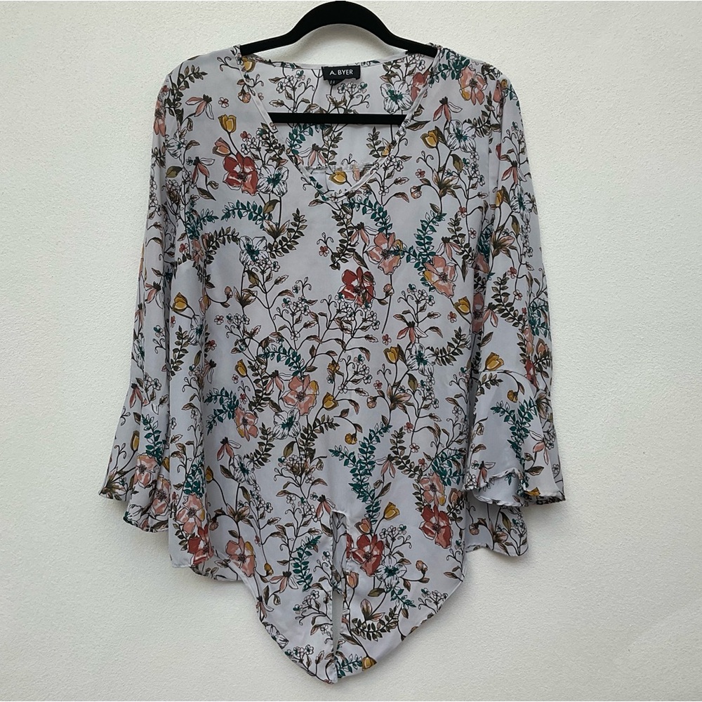 A. Byer Grey Floral Long Sleeve Blouse with Ruffle Sleeve and Tie Bottom Size L